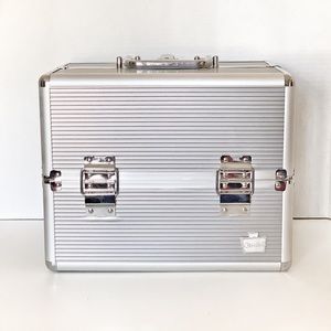 4 Tray Train Case